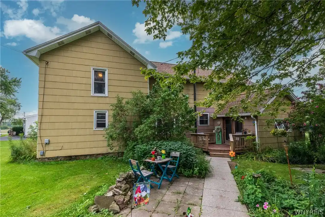 Photo 1 of Sale Pending at 6489 Errick Rd, North Tonawanda, NY 14120 | MLS# B1706146 | Listing updated on 2026-09-10