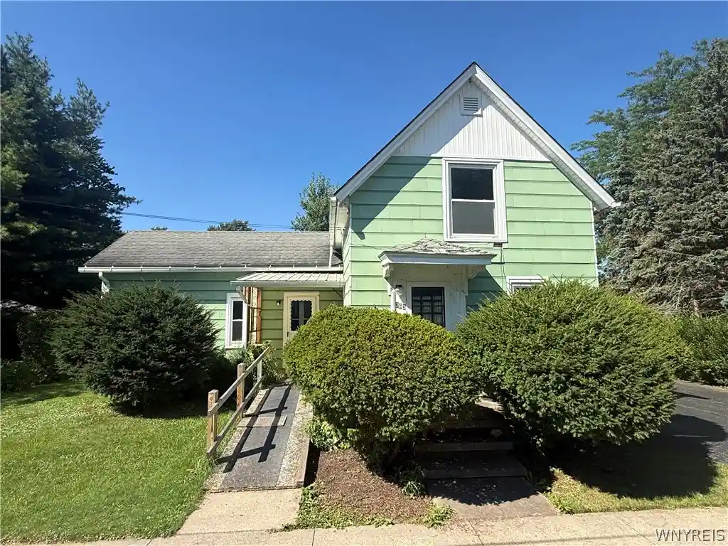 Photo 1 of Sale Pending at 283 Wilcox St, Wilson, NY 14172 | MLS# B1707635 | Listing updated on 2026-10-12