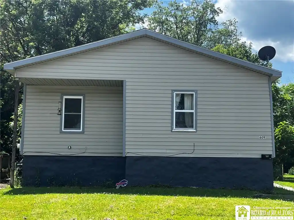 Single family home for sale at 609 Irving St, Olean, NY 14760 | MLS# R1707859