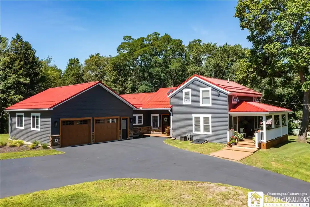 Photo 1 of Sale Pending at 30 Oak St, Westfield, NY 14787 | MLS# R1701908 | Listing updated on 2026-10-01