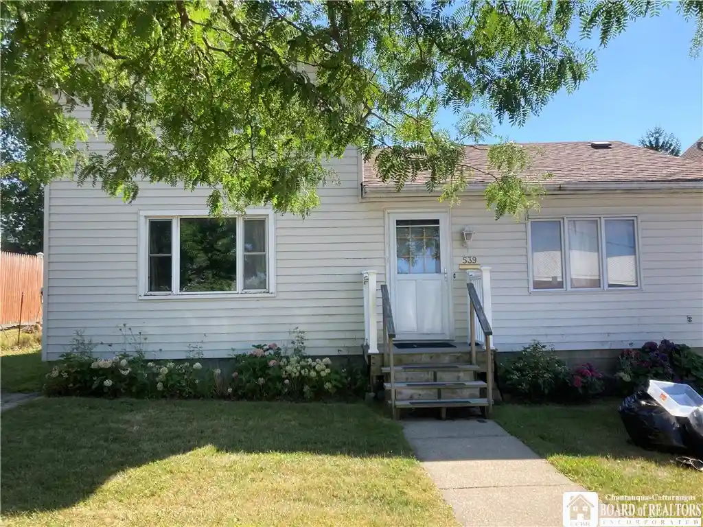 Photo 1 of Sale Pending at 539 S Roberts Rd, Dunkirk, NY 14048 | MLS# R1708226 | Listing updated on 2026-09-19