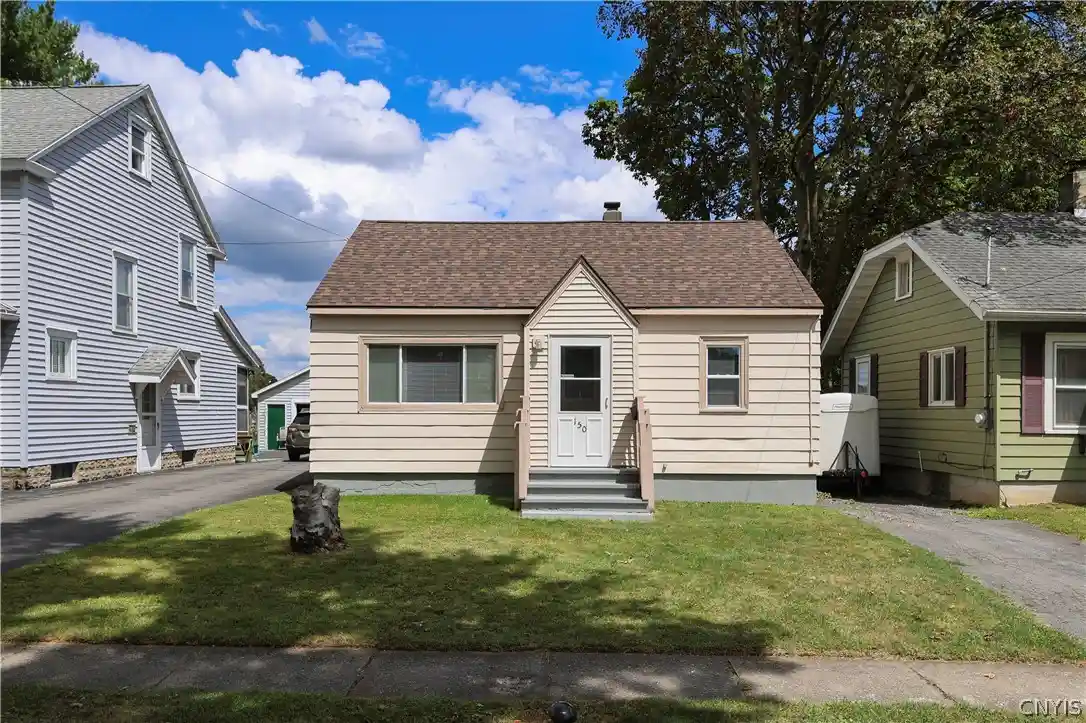 Photo 1 of Single family home for sale at 150 Harford Rd, Syracuse, NY 13208 | MLS# S1707981 | Listing updated on 2026-08-29