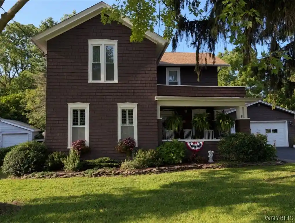Photo 1 of Sale Pending at 8143 West Ave, Royalton, NY 14067 | MLS# B1709365 | Listing updated on 2026-09-21