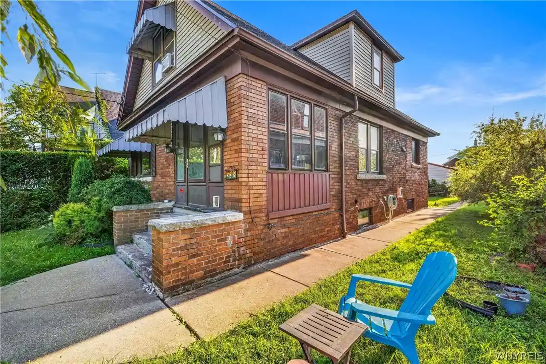 Photo 1 of Single family home for sale at 538 23rd St, Niagara Falls, NY 14301 | MLS# B1707867 | Listing updated on 2026-09-16