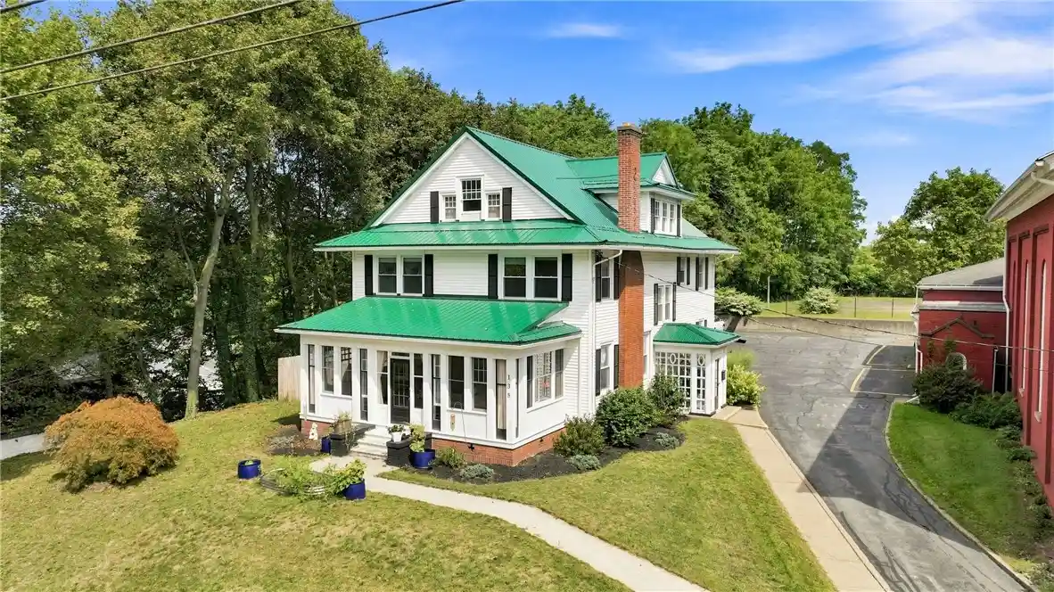Single family home for sale at 138 Church St, Palmyra, NY 14522 | MLS# R1709727