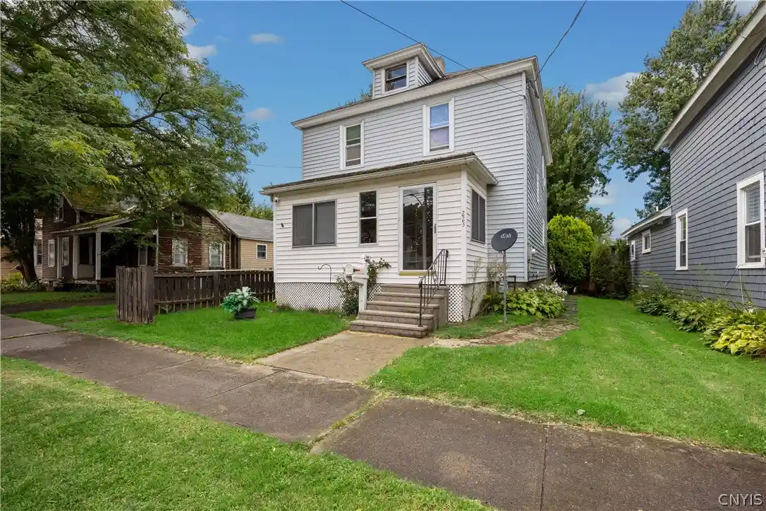 Single family home for sale at 223 E Elm St, Oneida, NY 13421 | MLS# S1710307