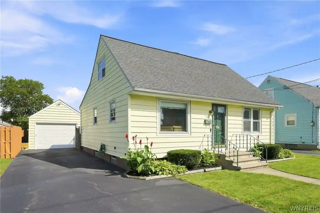 Photo 1 of Sale Pending at 263 68th St, Niagara Falls, NY 14304 | MLS# B1709714 | Listing updated on 2026-09-30