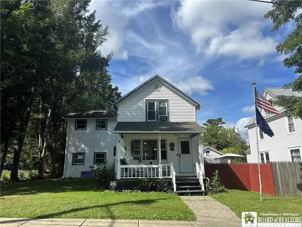 Photo 1 of Single family home for sale at 11 E 3rd St, Busti, NY 14750 | MLS# R1710231 | Listing updated on 2026-10-23