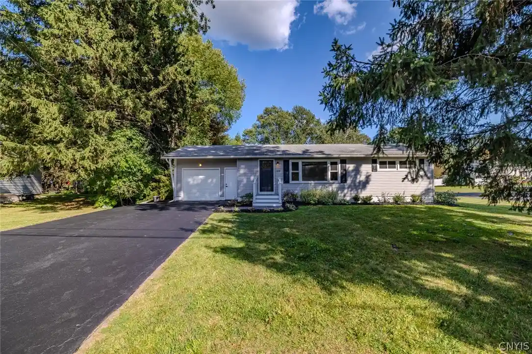Photo 1 of Sale Pending at 119 Greystone Dr, Camillus, NY 13031 | MLS# S1710895 | Listing updated on 2026-10-09
