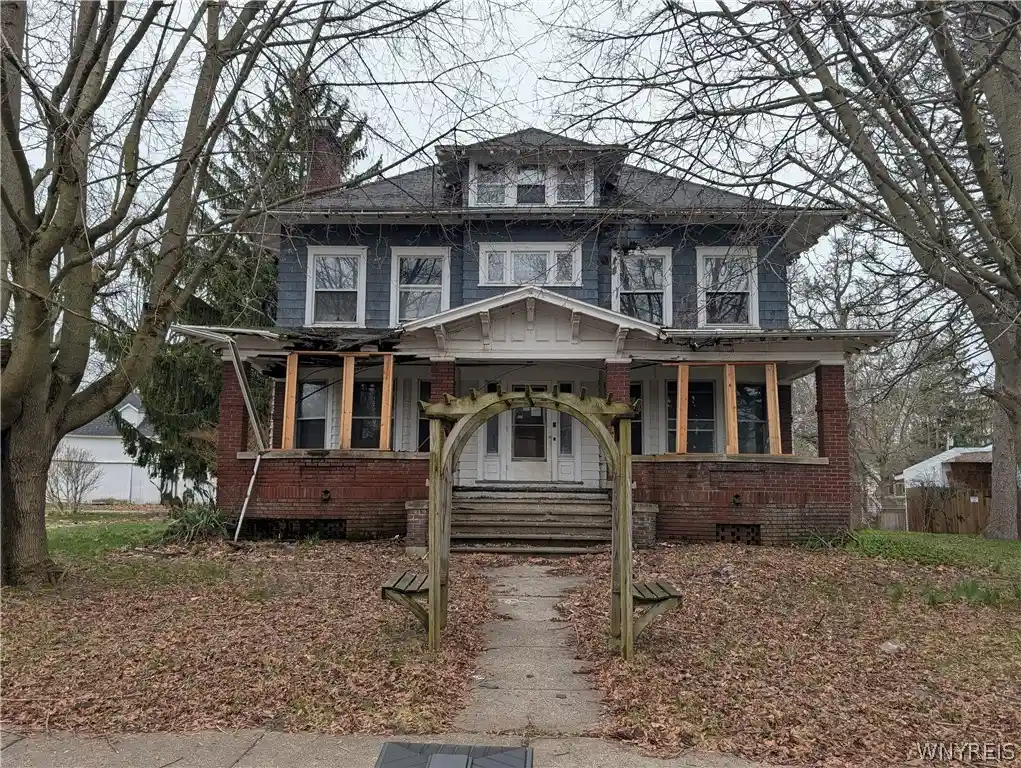 Photo 1 of Single family home for sale at 1708 Quaker Rd, Somerset, NY 14012 | MLS# B1710865 | Listing updated on 2026-10-17