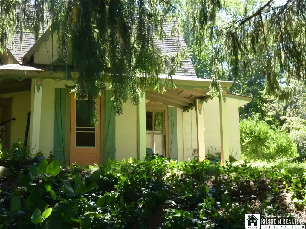 Photo 1 of Single family home for sale at 3409 Busti Stillwater Rd, Jamestown, NY 14701 | MLS# R1703946 | Listing updated on 2026-09-02