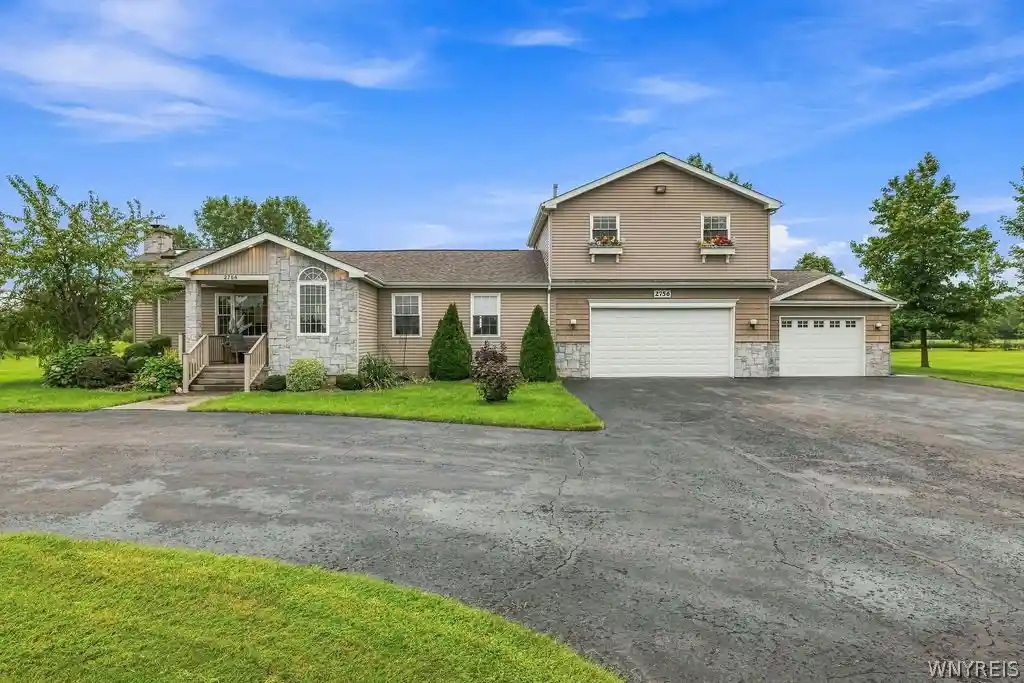 Photo 1 of Sale Pending at 2756 Moore Rd, Ransomville, NY 14131 | MLS# B1710818 | Listing updated on 2026-09-15