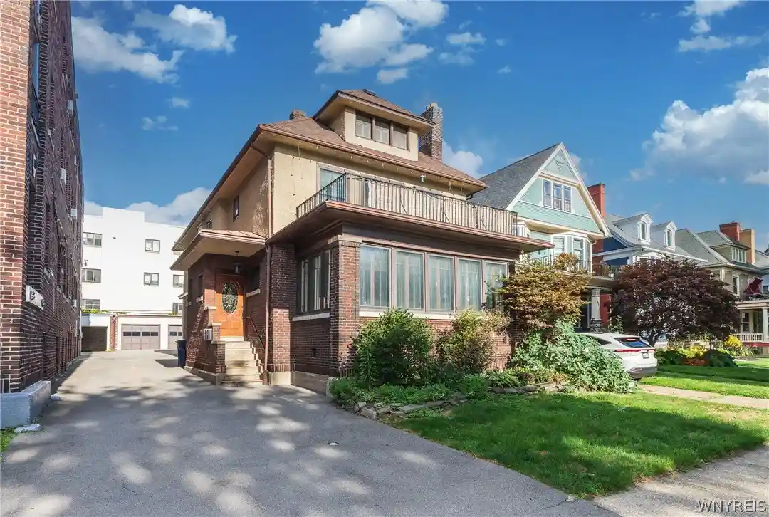 Multi family home for sale at 510 Linwood Ave, Buffalo, NY 14209 | MLS# B1711423
