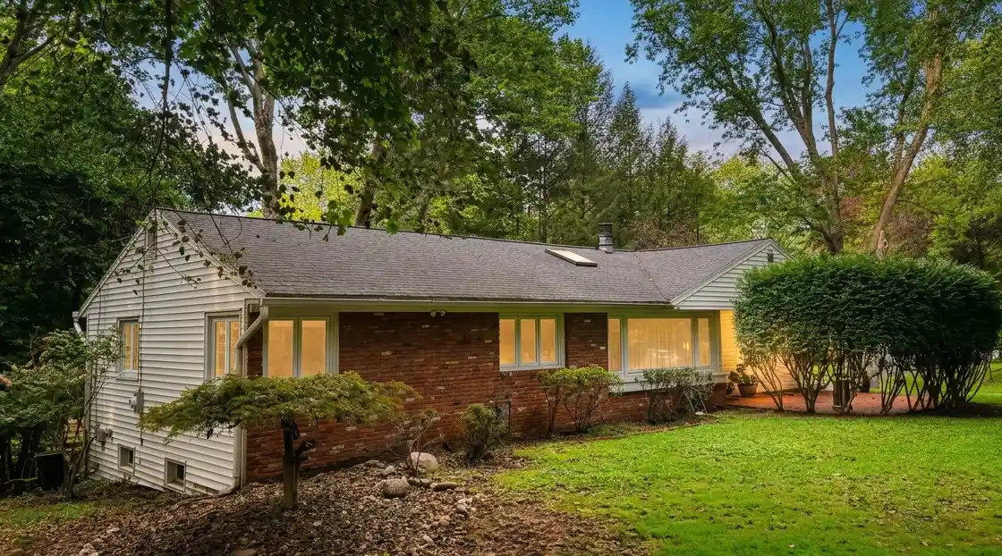 Single family home for sale at 2 Red Fox Run, Pittsford, NY 14534 | MLS# R1712298