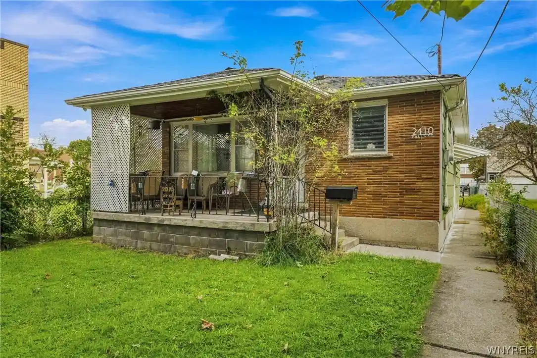 Photo 1 of Single family home for sale at 2410 Falls St, Niagara Falls, NY 14303 | MLS# B1711048 | Listing updated on 2026-09-04
