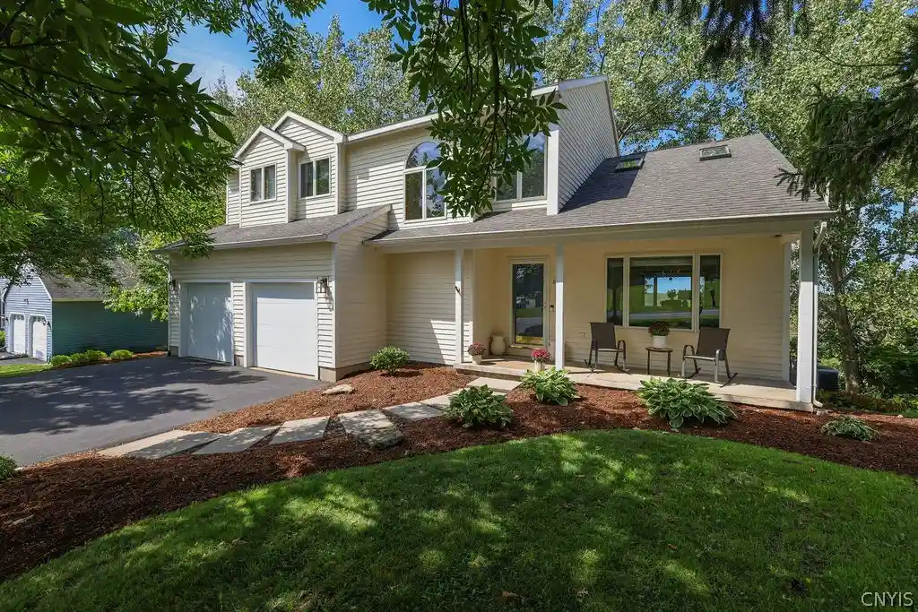 Photo 1 of Sale Pending at 5787 Innsbruck Rd, East Syracuse, NY 13057 | MLS# S1710982 | Listing updated on 2026-09-28