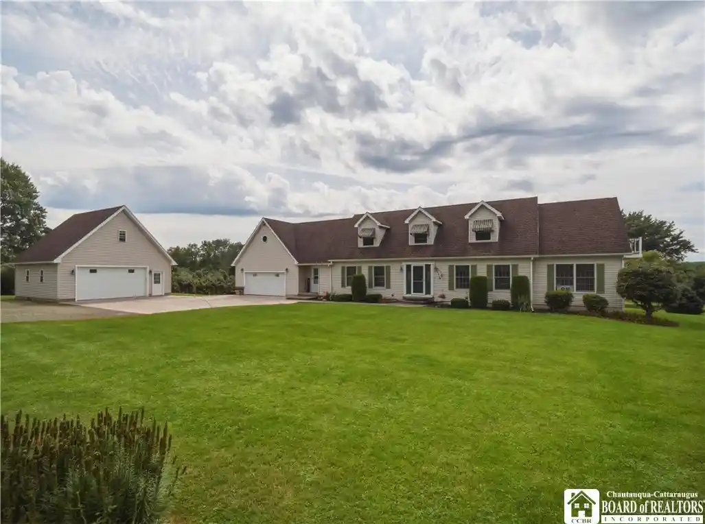 Photo 1 of Single family home for sale at 545 Warren Rd, Frewsburg, NY 14738 | MLS# R1712533 | Listing updated on 2026-09-25