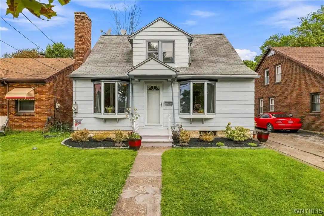 Photo 1 of Single family home for sale at 3212 South Ave, Niagara Falls, NY 14305 | MLS# B1712883 | Listing updated on 2026-09-19