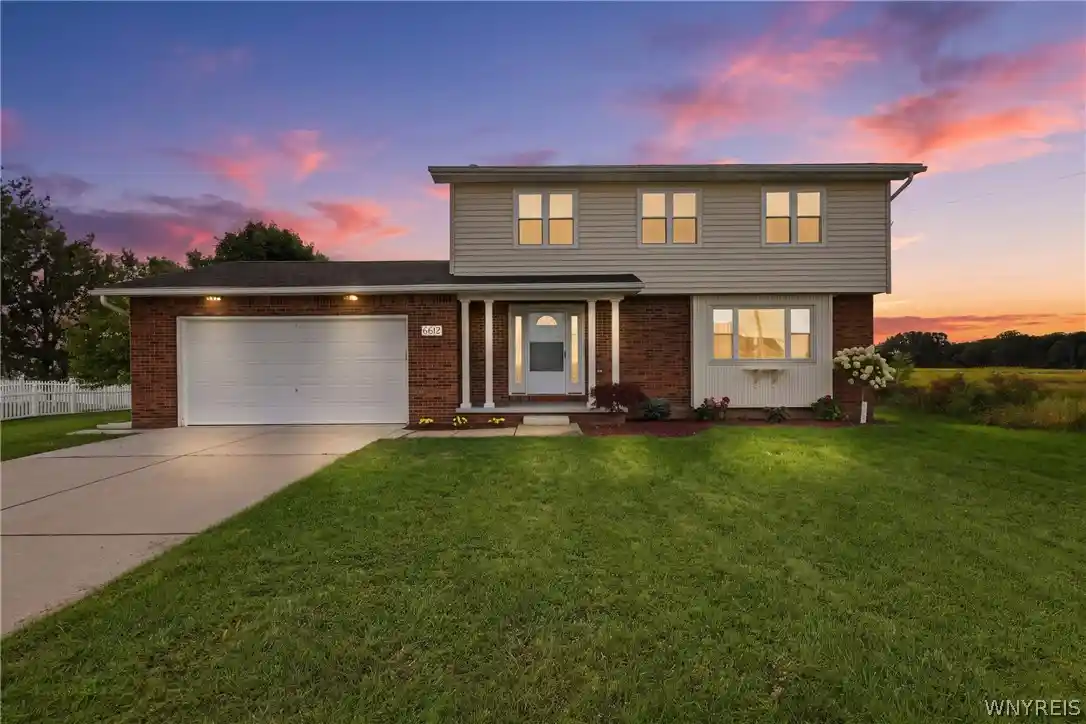 Photo 1 of Sale Pending at 6612 Townline Rd, North Tonawanda, NY 14120 | MLS# B1713496 | Listing updated on 2026-10-28