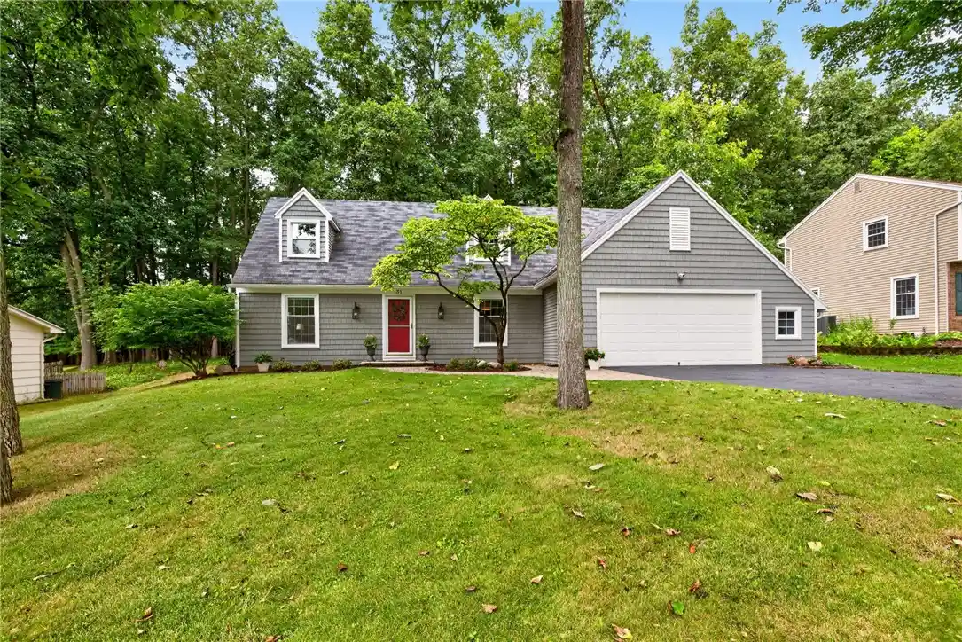 Photo 1 of Sale Pending at 31 S Ridge Trl, Fairport, NY 14450 | MLS# R1707739 | Listing updated on 2026-09-17