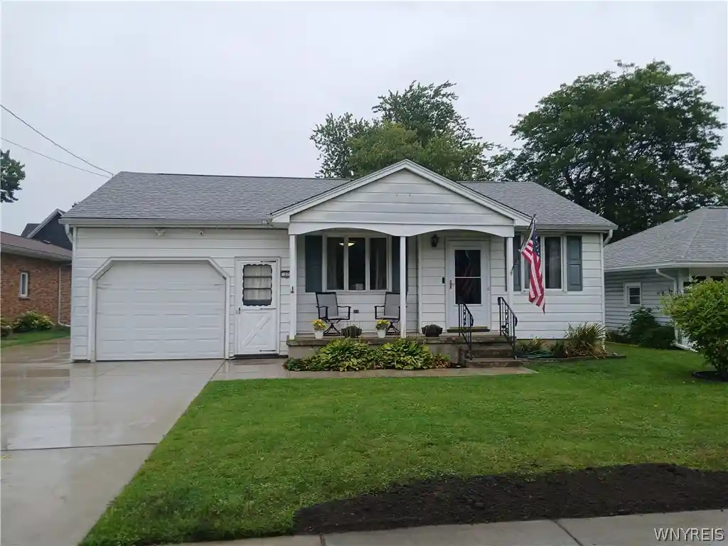 Single family home for sale at 27 Syracuse St, Tonawanda, NY 14150 | MLS# B1712793