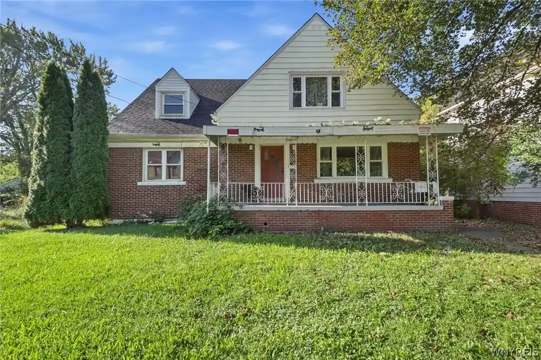 Photo 1 of Sale Pending at 1335 Linwood Ave, Niagara Falls, NY 14305 | MLS# B1713382 | Listing updated on 2026-10-20