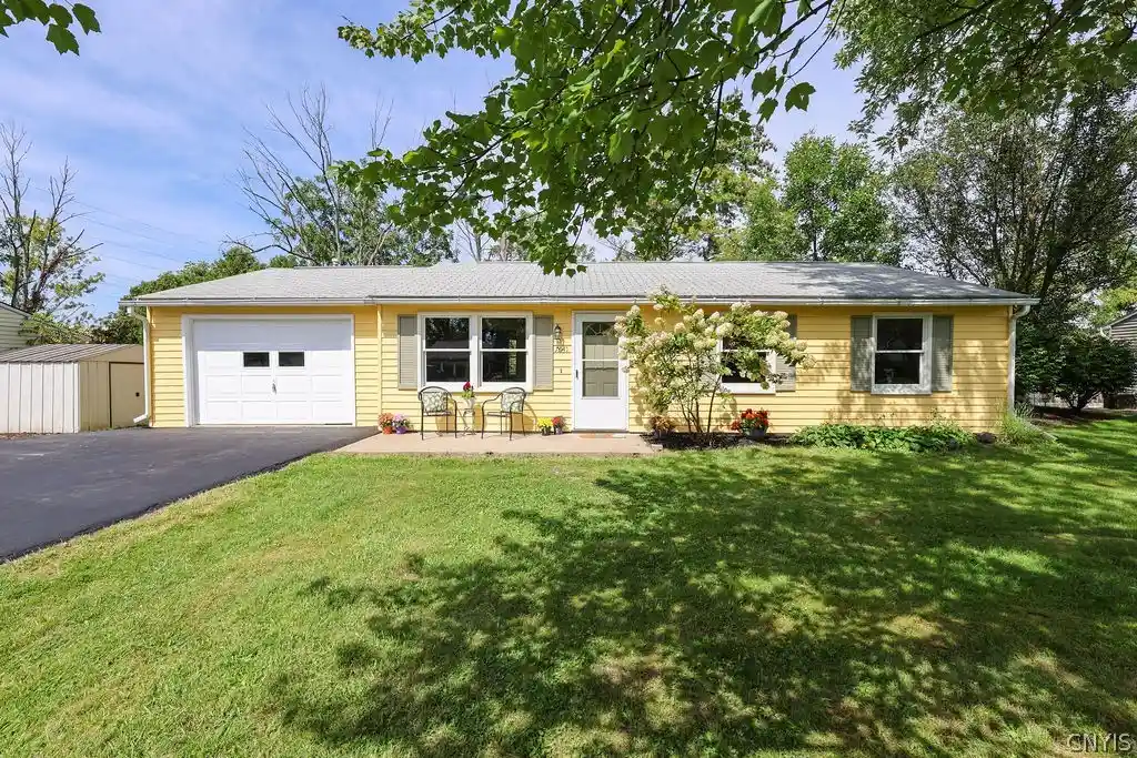 Photo 1 of Sale Pending at 7041 Pencee Ln, East Syracuse, NY 13057 | MLS# S1713476 | Listing updated on 2026-09-23