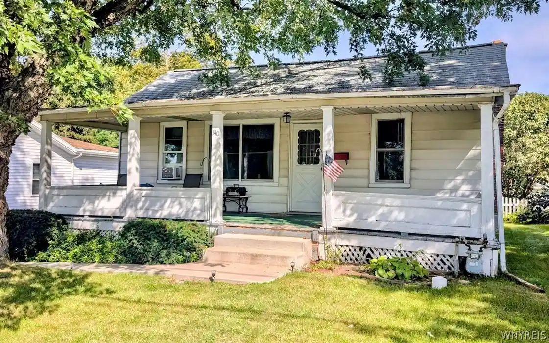 Photo 1 of Sale Pending at 140 S 1st Street, Lewiston, NY 14092 | MLS# B1713577 | Listing updated on 2026-09-18