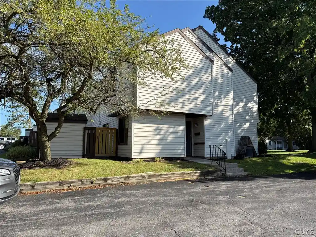 Photo 1 of Sale Pending at 104 Barnstable Ct #104, Camillus, NY 13031 | MLS# S1712322 | Listing updated on 2026-10-04