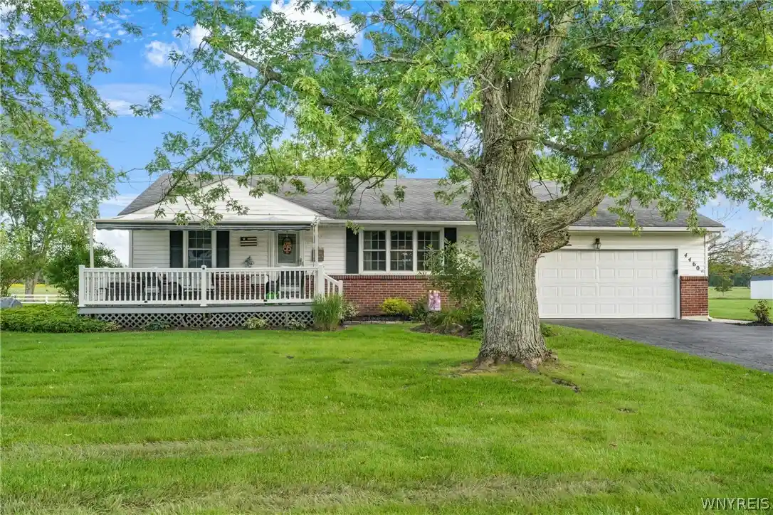 Photo 1 of Sale Pending at 4460 Beach Ridge Rd, Lockport, NY 14094 | MLS# B1713602 | Listing updated on 2026-09-19