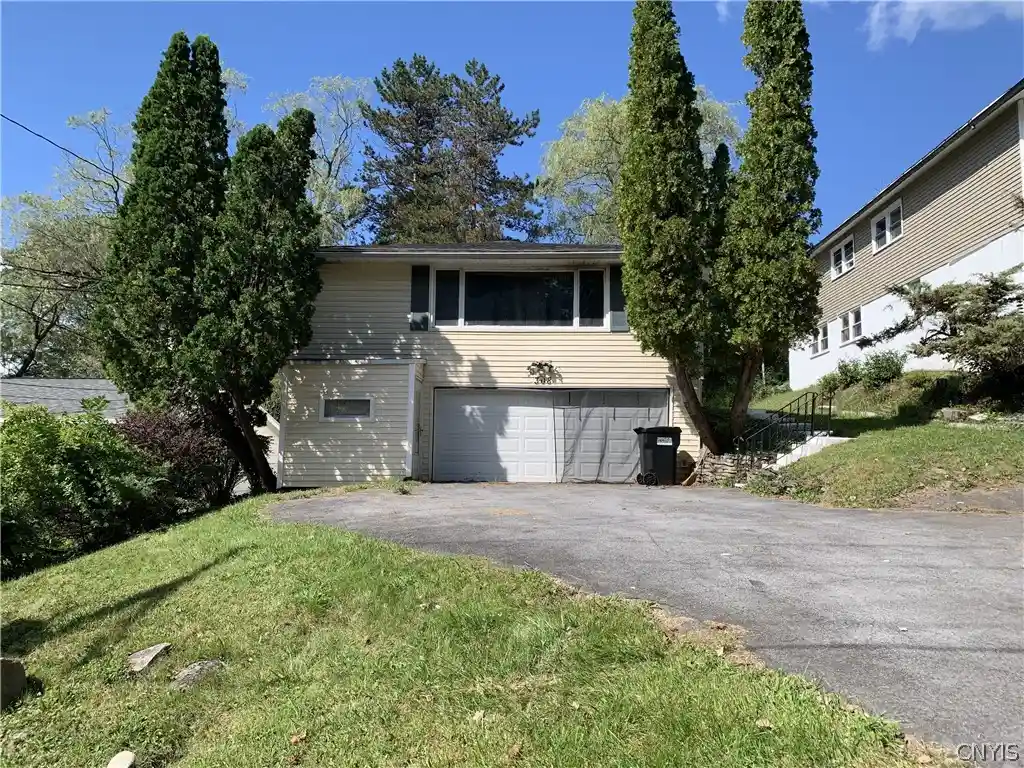 Photo 1 of Sale Pending at 308 Albert Rd, Syracuse, NY 13214 | MLS# S1713948 | Listing updated on 2026-09-16