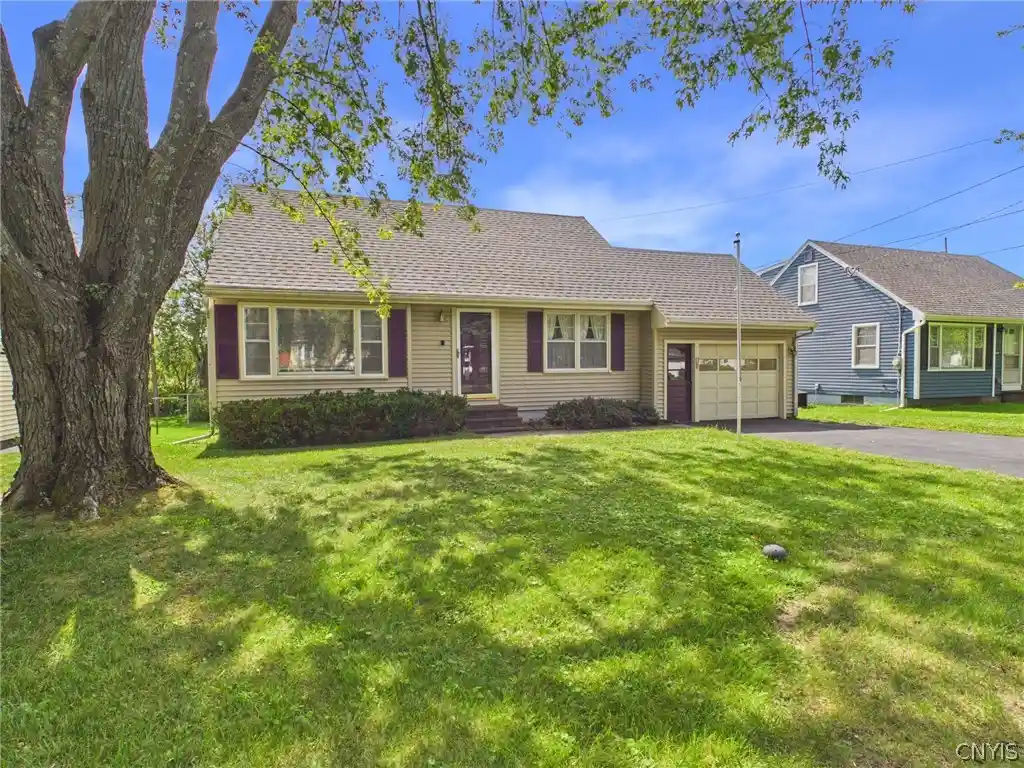 Photo 1 of Single family home for sale at 150 Wilson Dr, East Syracuse, NY 13057 | MLS# S1713328 | Listing updated on 2026-09-27