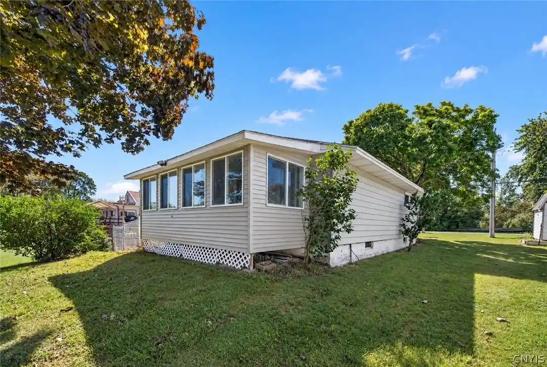 Photo 1 of Sale Pending at 2453 Coulter Cvs Rd, Canastota, NY 13032 | MLS# S1713962 | Listing updated on 2026-09-18