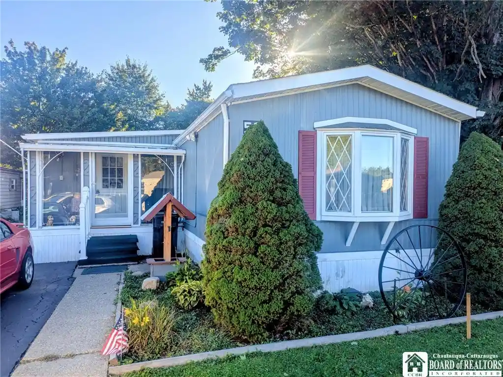 Photo 1 of Single family home for sale at 51 Brookside, Jamestown, NY 14701 | MLS# R1714269 | Listing updated on 2026-09-26