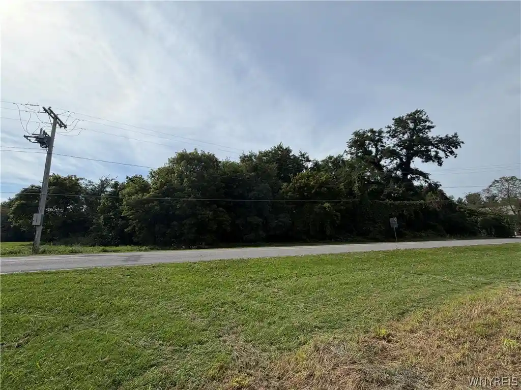 Photo 1 of Sale Pending at 1194 Quaker Rd, Barker, NY 14012 | MLS# B1714282 | Listing updated on 2026-10-21