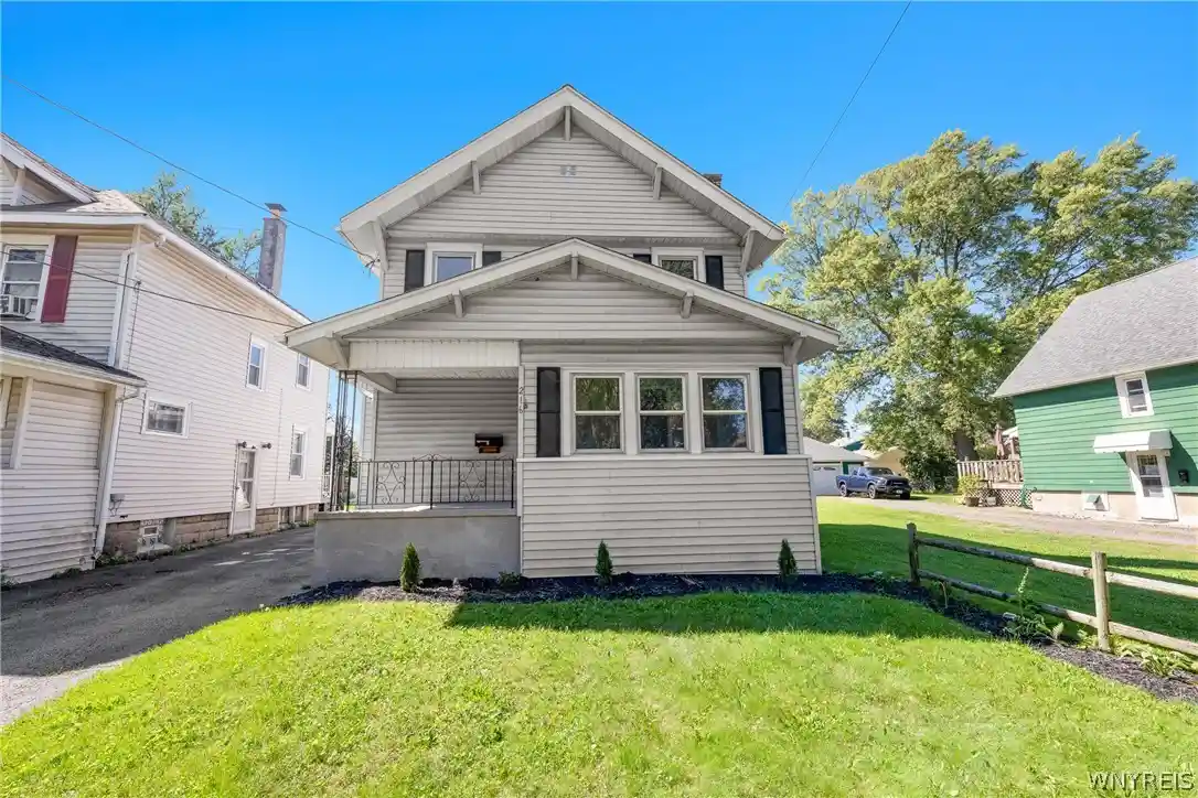 Photo 1 of Sale Pending at 216 79th Street, Niagara Falls, NY 14304 | MLS# B1714538 | Listing updated on 2026-10-08