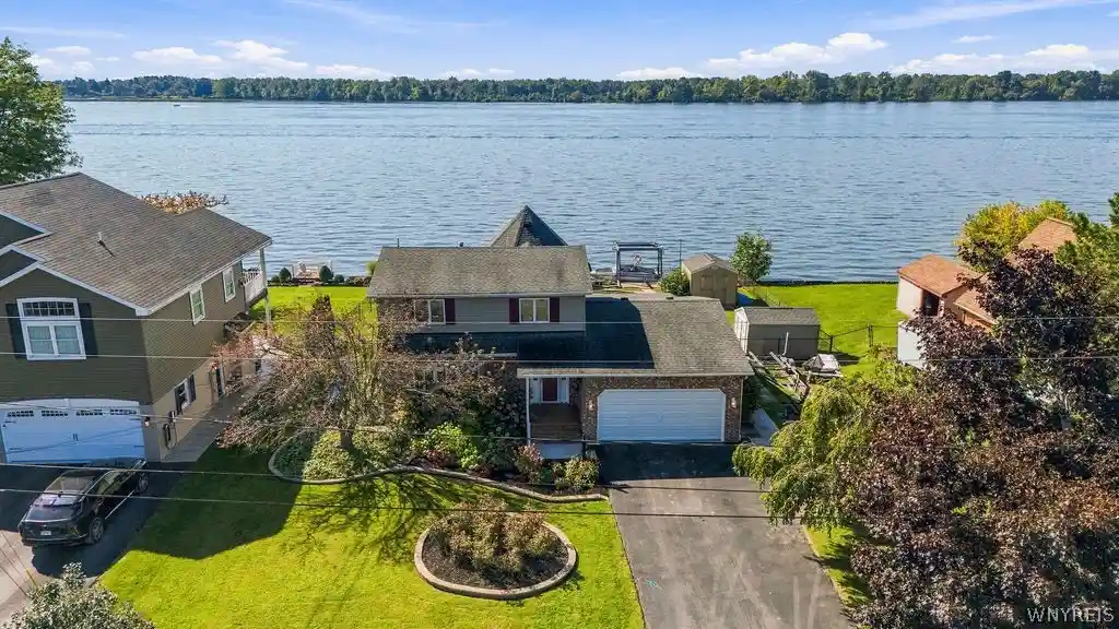 Photo 1 of Sale Pending at 7651 W Rivershore Dr, Niagara Falls, NY 14304 | MLS# B1714420 | Listing updated on 2026-10-07