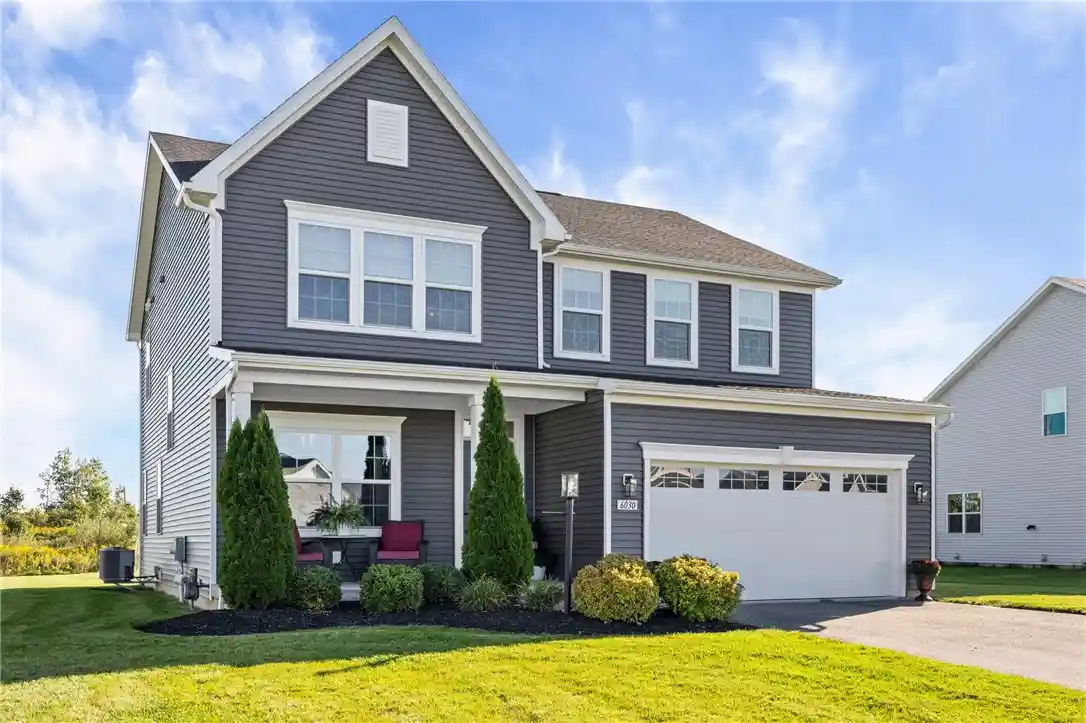 Photo 1 of Sale Pending at 6030 Ivory Dr, Farmington, NY 14425 | MLS# R1713137 | Listing updated on 2026-09-27
