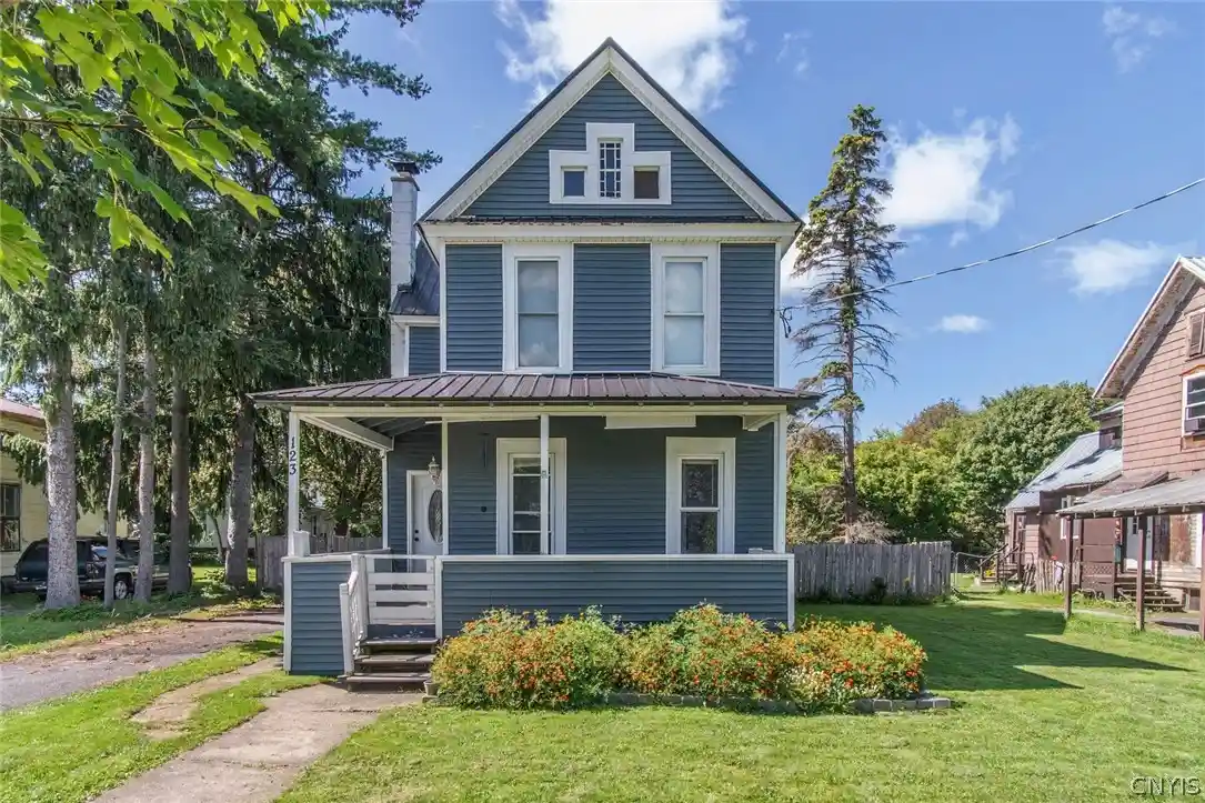 Photo 1 of Single family home for sale at 123 N Pleasant St, Watertown, NY 13601 | MLS# S1714847 | Listing updated on 2026-10-24