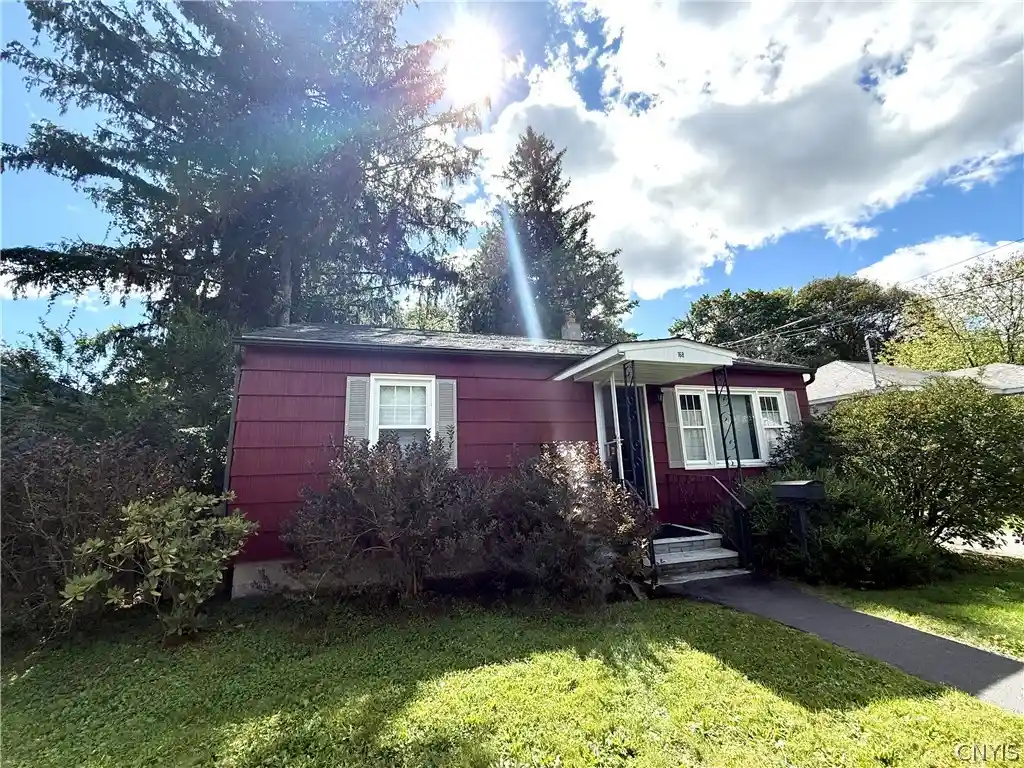Photo 1 of Sale Pending at 168 Weymouth Rd, Syracuse, NY 13205 | MLS# S1714575 | Listing updated on 2026-09-18