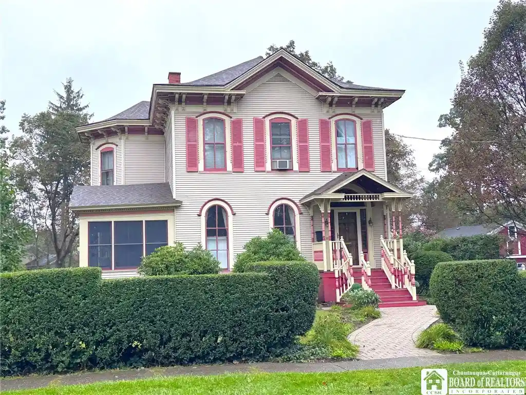Photo 1 of Sale Pending at 36 Central Ave, Fredonia, NY 14063 | MLS# R1712613 | Listing updated on 2026-10-15
