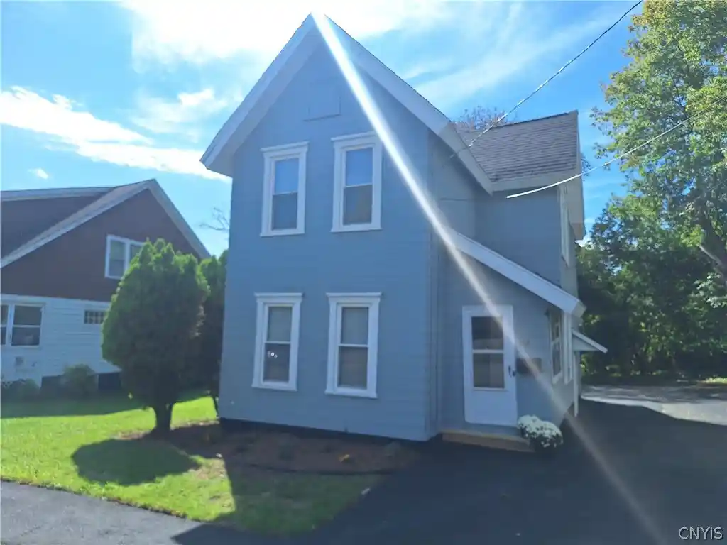 Photo 1 of Sale Pending at 132 Hatch St, Syracuse, NY 13205 | MLS# S1714929 | Listing updated on 2026-09-22