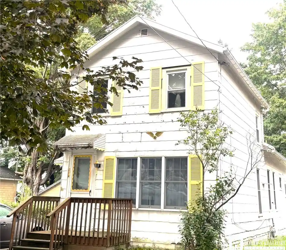 Photo 1 of Single family home for sale at 214 Robin St, Dunkirk, NY 14048 | MLS# R1715068 | Listing updated on 2026-09-22