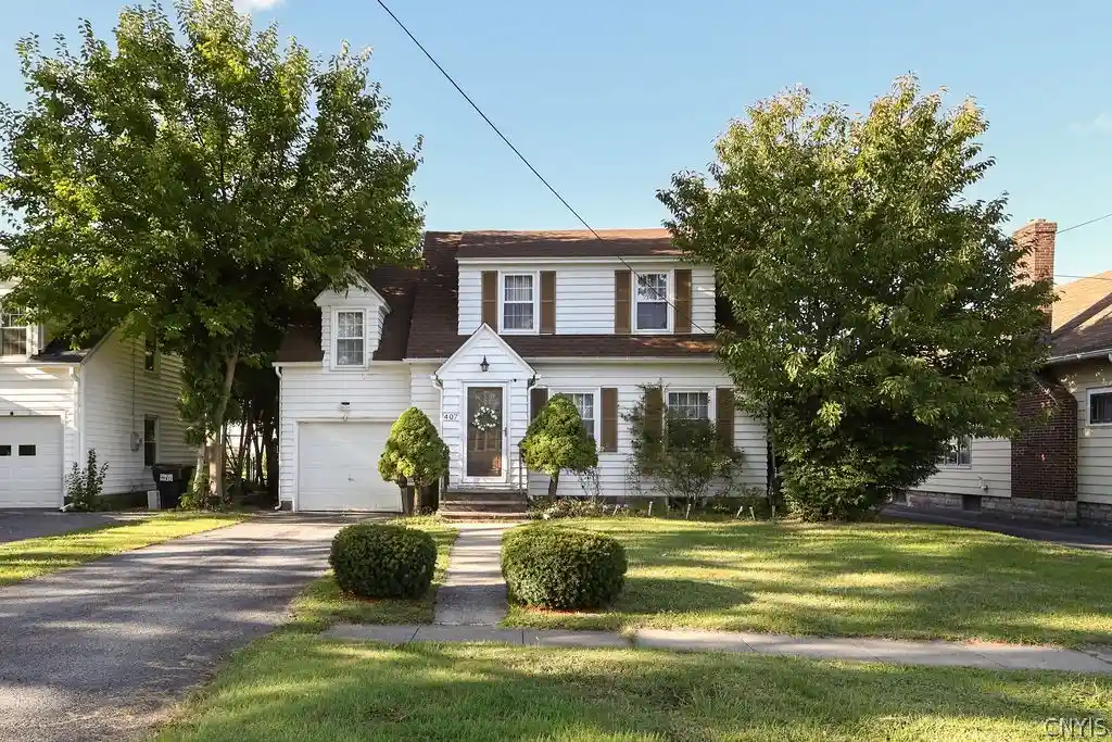 Photo 1 of Sale Pending at 407 Berwick Rd S, Syracuse, NY 13208 | MLS# S1715390 | Listing updated on 2026-09-25