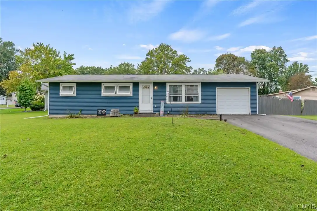 Photo 1 of Sale Pending at 204 Greentree Dr, East Syracuse, NY 13057 | MLS# S1715593 | Listing updated on 2026-09-24