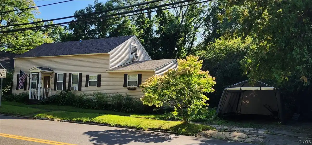 Photo 1 of Single family home for sale at 319 Main St, Whitesboro, NY 13492 | MLS# S1715581 | Listing updated on 2026-10-22