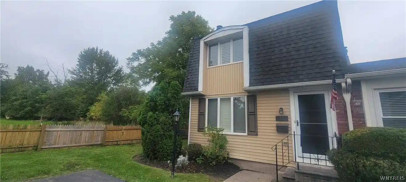 Photo 1 of Condo for sale at 32 The Comn, Lockport, NY 14094 | MLS# B1714778 | Listing updated on 2026-10-17