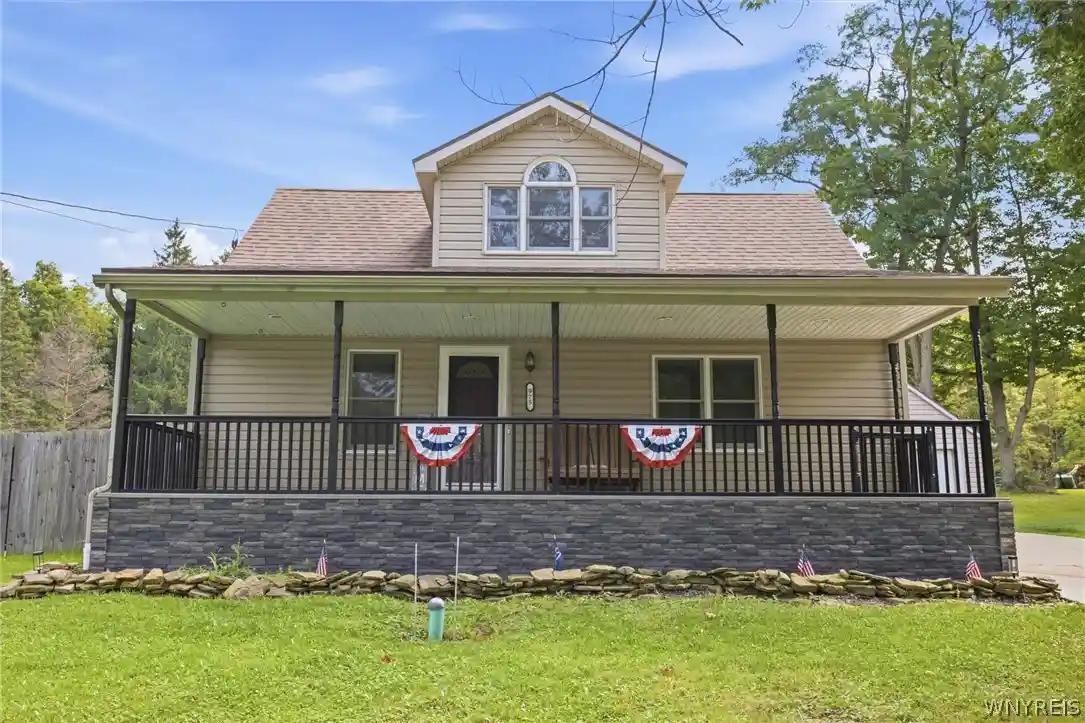 Photo 1 of Sale Pending at 975 Exchange St, Alden, NY 14004 | MLS# B1715264 | Listing updated on 2026-10-01