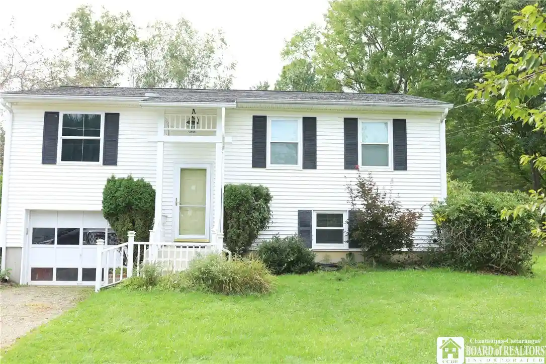 Photo 1 of Single family home for sale at 111 Arcade Ave, Jamestown, NY 14701 | MLS# R1714608 | Listing updated on 2026-09-18