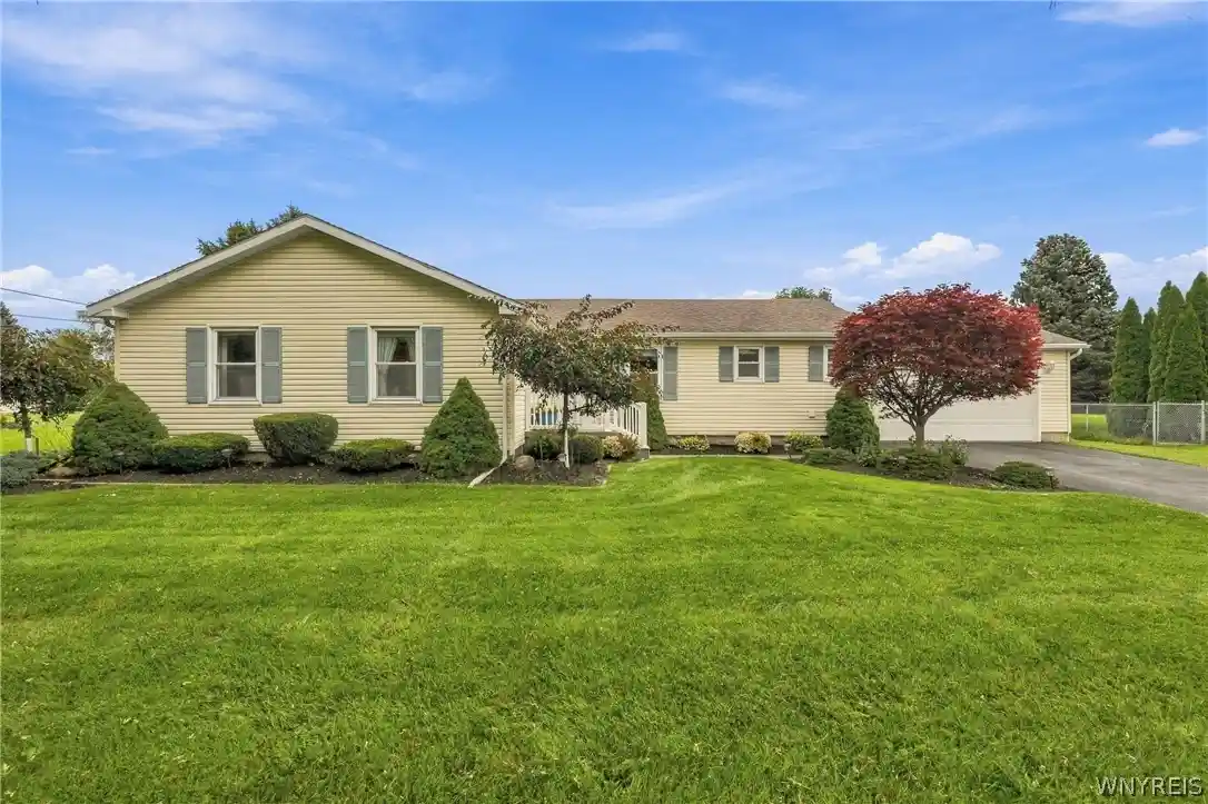 Photo 1 of Sale Pending at 5891 Shawnee Rd, Sanborn, NY 14132 | MLS# B1709546 | Listing updated on 2026-10-01